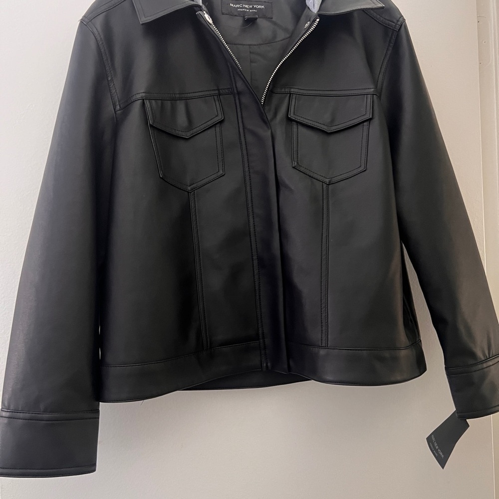 Women leather jacket black.New with Tag Size L